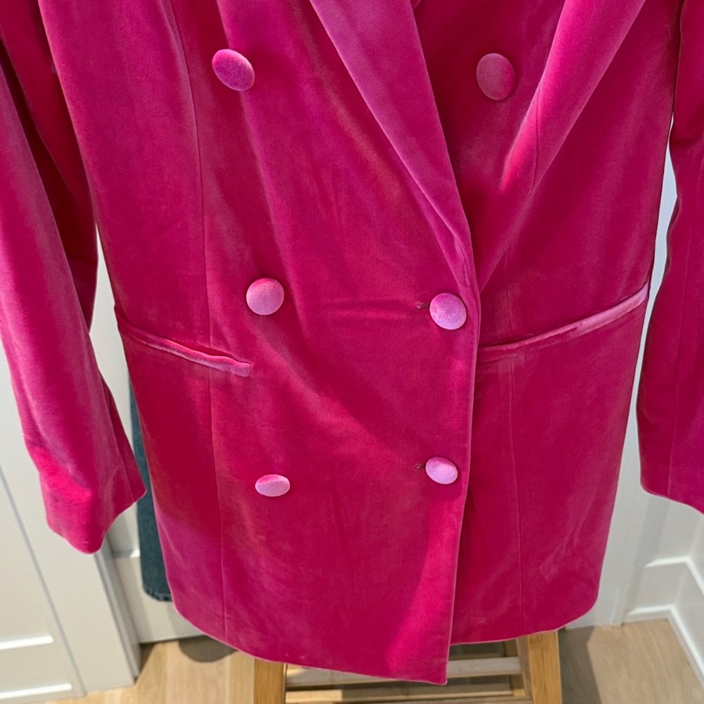 Good American Fuchsia Velvet Blazer - Picture 4 of 5